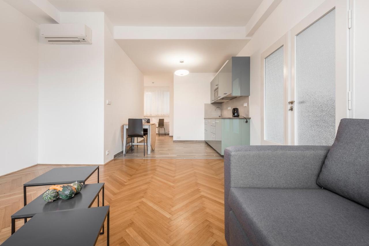 Merkur Apartments Prague Exterior photo